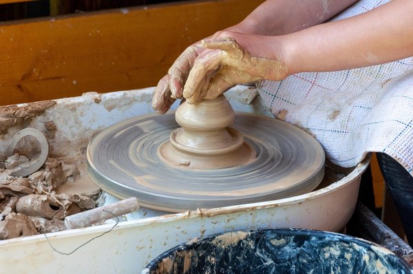 Initiation à la poterie : découvrez les ateliers à Strasbourg